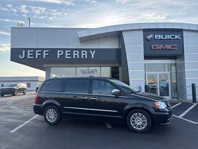 Used 2012 Chrysler Town & Country Limited w/ Luxury Group