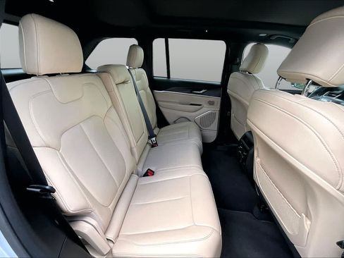 Used 2024 Jeep Grand Cherokee Limited 4xe AWD/4WD image 20