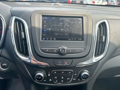 Used 2023 Chevrolet Equinox LT FWD image 16