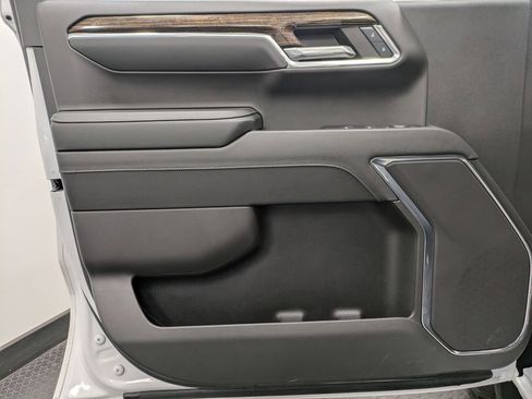 Used 2024 GMC Sierra 1500 Elevation image 8