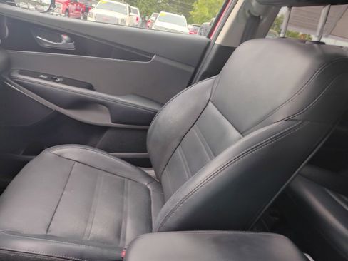 Used 2019 Kia Sorento SX w/ SX Touring Package image 10