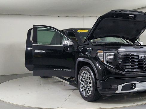 Used 2023 GMC Sierra 1500 Denali Ultimate AWD/4WD image 9
