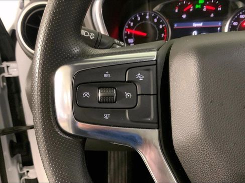 Used 2025 Chevrolet Blazer LT image 18