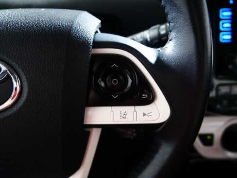 Used 2017 Toyota Prius Four w/ Protection Package FWD image 27