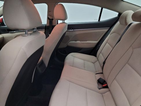 Used 2018 Hyundai Elantra SEL image 18