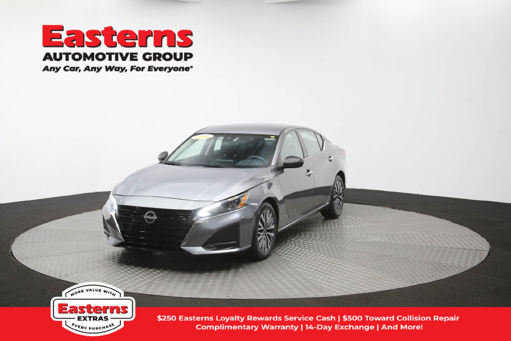 Used 2024 Nissan Altima 2.5 SV FWD image 57