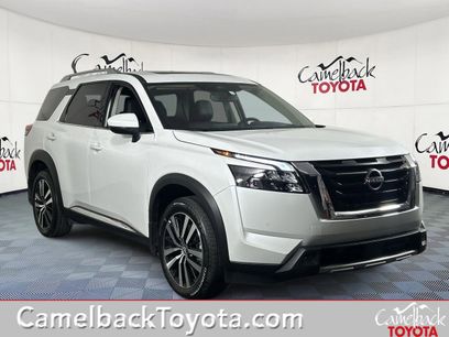 Used 2025 Nissan Pathfinder Platinum w/ Cargo Package