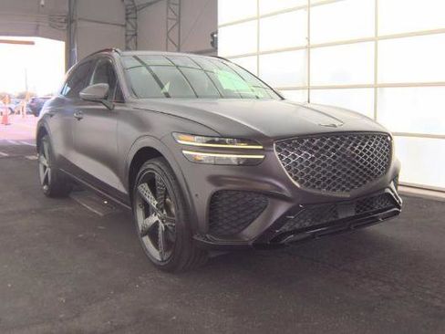 Used 2023 Genesis GV70 2.5T w/ Sport Prestige Package AWD/4WD image 2