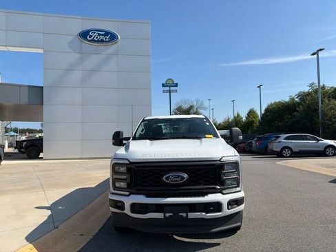 Used 2024 Ford F250 XL w/ STX Appearance Package AWD/4WD image 8