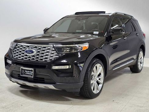 Used 2021 Ford Explorer Platinum w/ Equipment Group 601A image 7