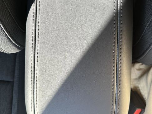 New 2025 Ford Maverick XLT w/ XLT Luxury Package image 23