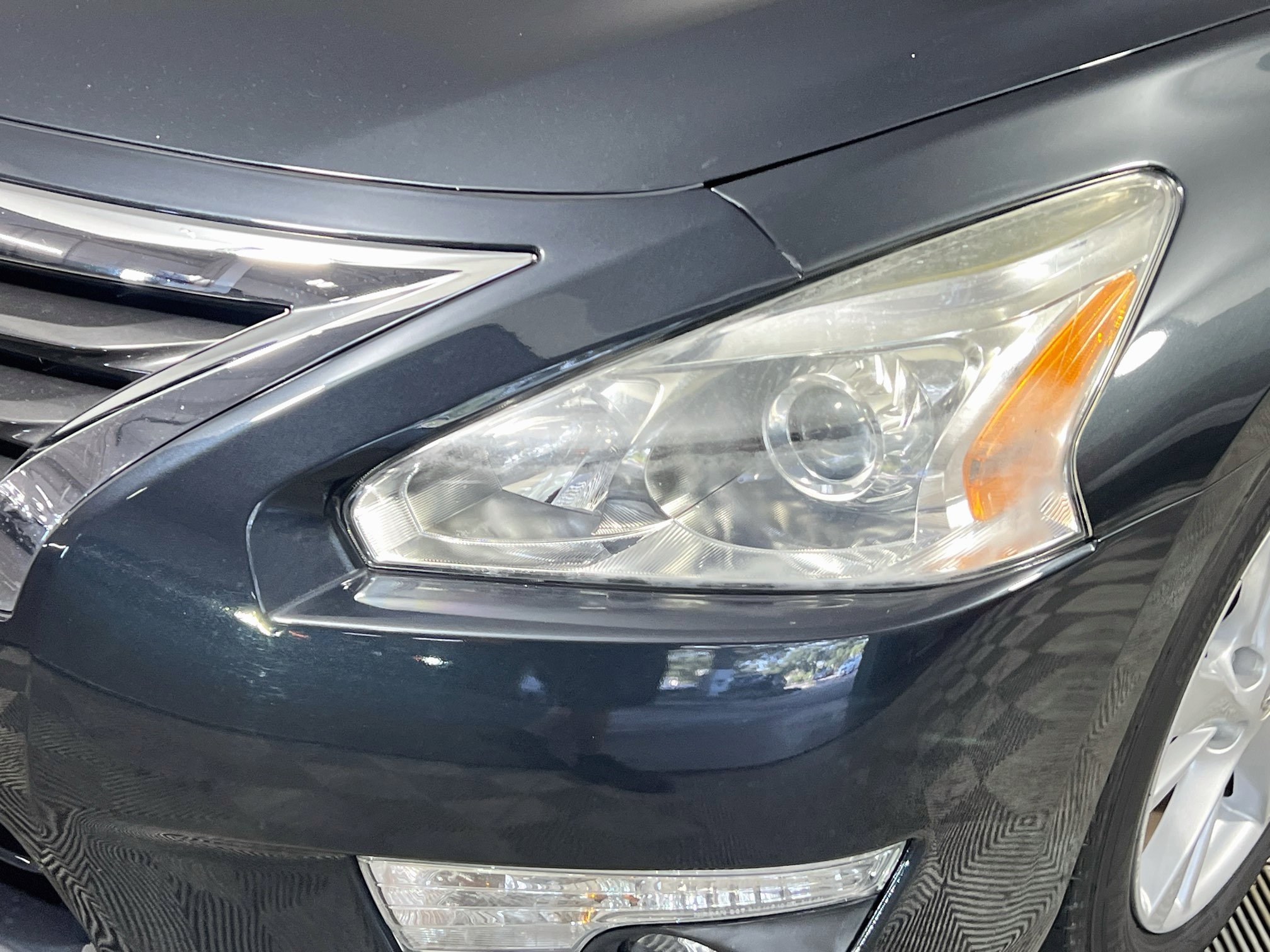 Used 2015 Nissan Altima 2.5 SV w/ Convenience Package FWD image 12