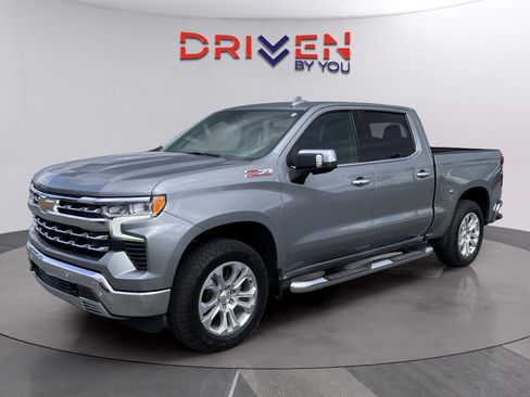 Used 2023 Chevrolet Silverado 1500 LTZ image 2