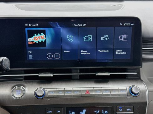 Used 2025 Hyundai Kona SEL FWD image 21