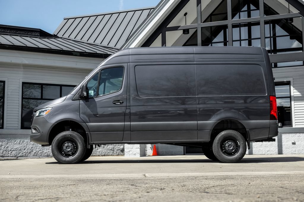 Used 2026 Mercedes-Benz Sprinter 2500 image 3
