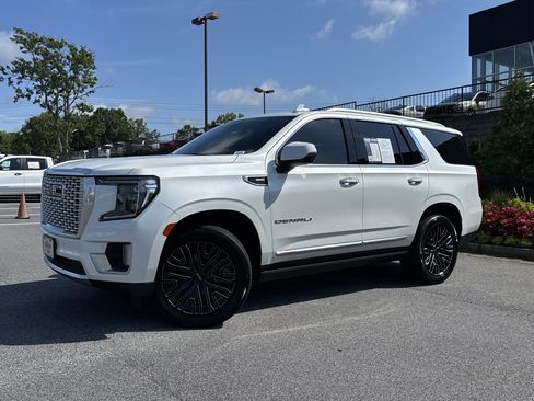 Used 2021 GMC Yukon Denali AWD/4WD image 5