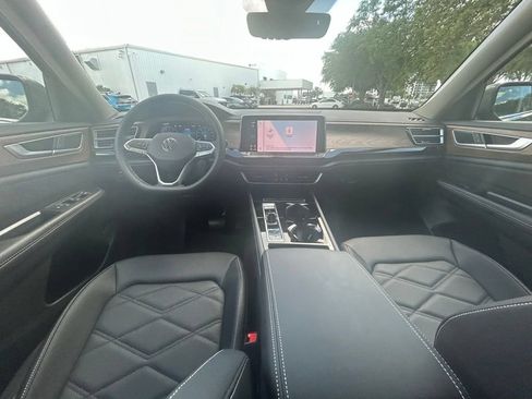 New 2026 Volkswagen Atlas SE FWD image 10