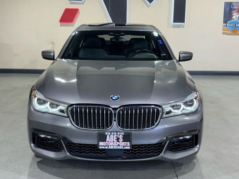 Used 2016 BMW 750i image 3