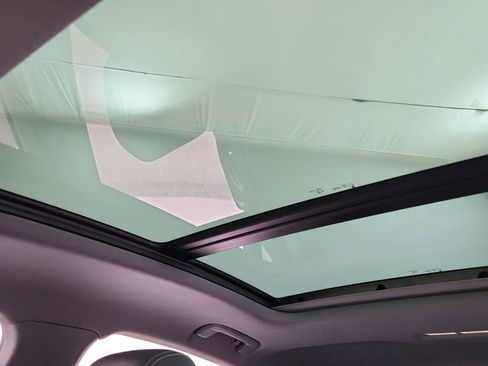 Used 2024 Audi Q4 e-tron Premium w/ Convenience Package image 18