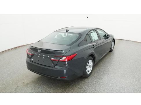 New 2026 Toyota Camry LE image 8