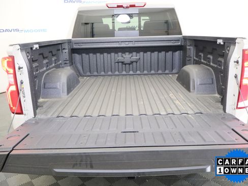 Used 2026 Chevrolet Silverado 1500 High Country image 9