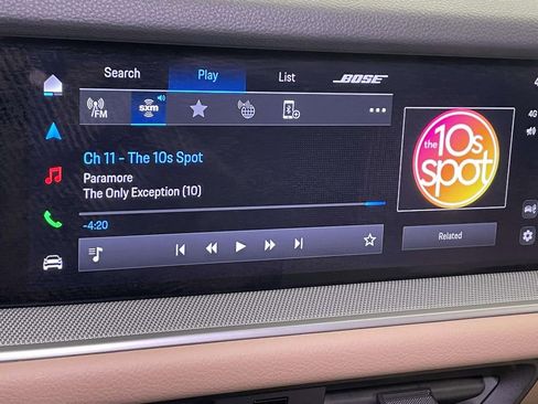 Used 2025 Porsche Cayenne Coupe image 31