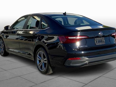 Used 2024 Volkswagen Jetta SE image 11