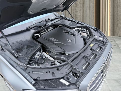 Used 2023 Mercedes-Benz S 580 4MATIC Sedan image 16