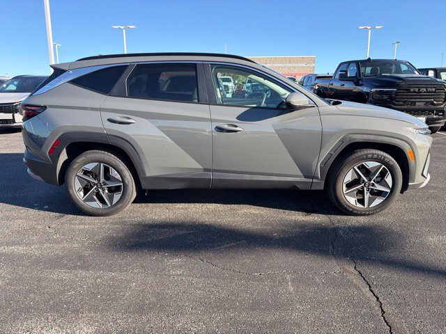 Used 2025 Hyundai Tucson SEL AWD/4WD image 3