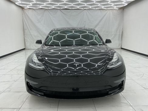 Used 2018 Tesla Model 3 Mid Range RWD image 5