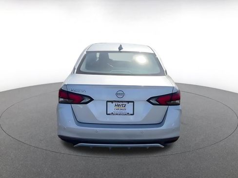 Used 2025 Nissan Versa SV image 12