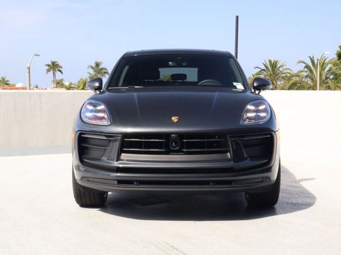 New 2026 Porsche Macan AWD/4WD image 6