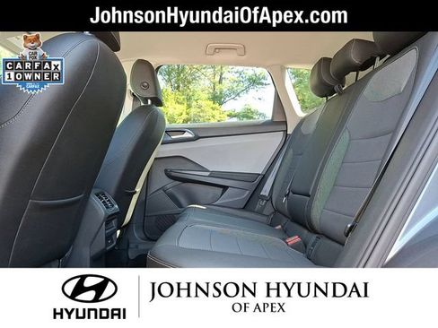 Used 2024 Volkswagen Taos SE w/ Black Wheel Plus Package AWD/4WD image 28