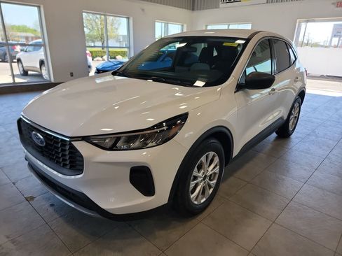 Used 2023 Ford Escape Active FWD image 1