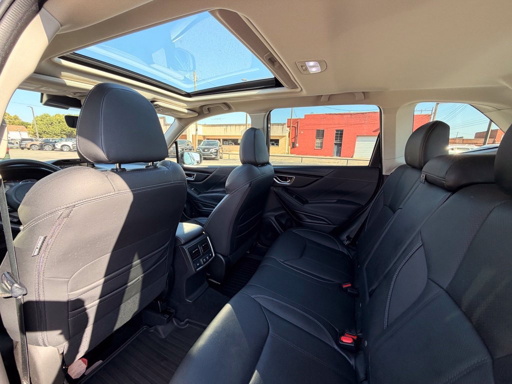 Used 2022 Subaru Forester Touring AWD/4WD image 16