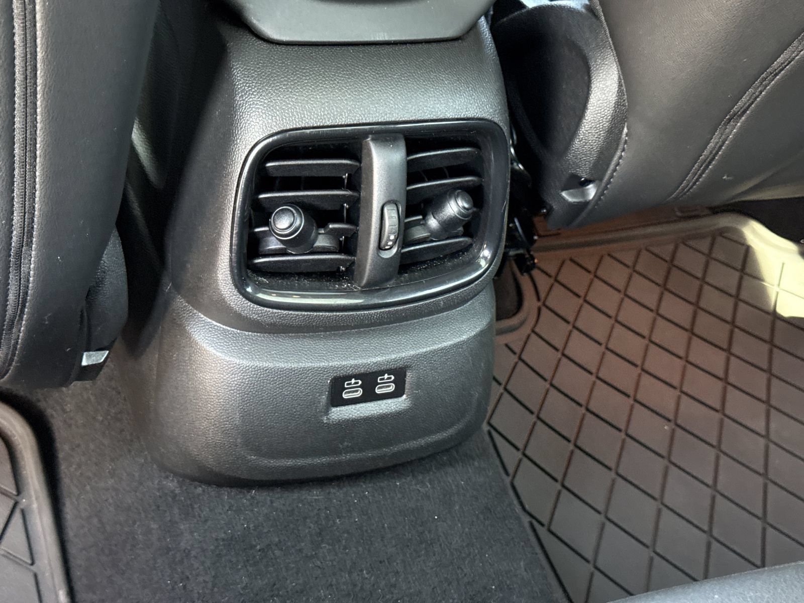 Used 2024 MINI Cooper Countryman S FWD image 11