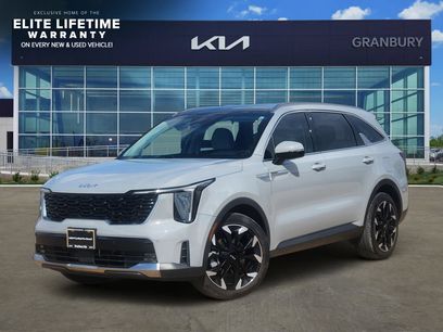 Certified 2025 Kia Sorento EX w/ Panoramic Sunroof Package