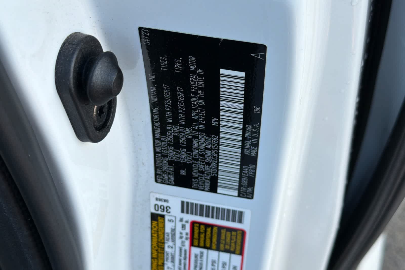 Used 2023 Toyota Sienna XLE FWD image 26