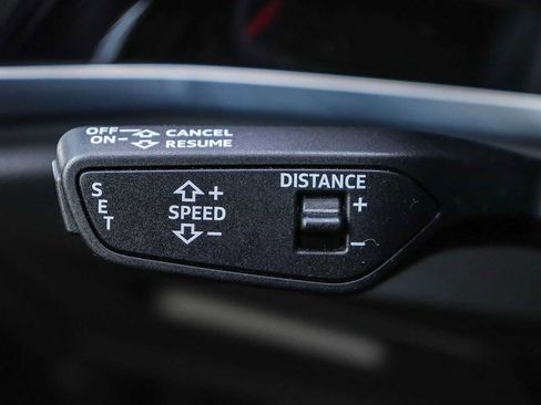 Used 2025 Audi Q3 2.0T Premium Plus w/ Premium Plus Package image 32