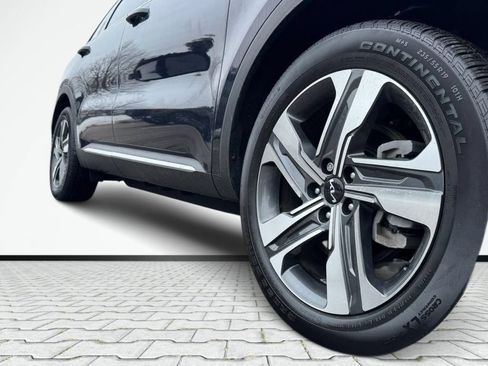 Used 2023 Kia Sorento EX AWD/4WD image 9