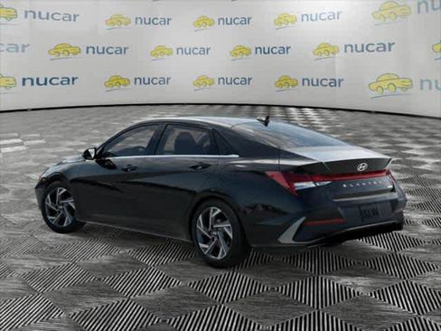 New 2026 Hyundai Elantra Limited FWD image 5