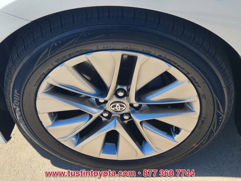 Certified 2023 Toyota Mirai XLE w/ Advanced Technology Package image 8