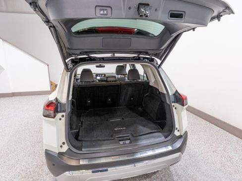 Used 2023 Nissan Rogue Platinum w/ Platinum Premium Package image 34