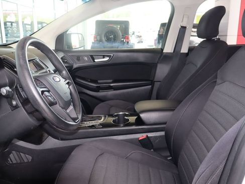 Used 2016 Ford Edge SE FWD image 15