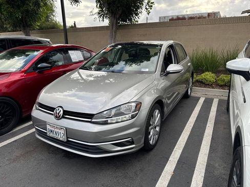 Used 2019 Volkswagen Golf SE w/ Driver Assistance Package FWD image 1