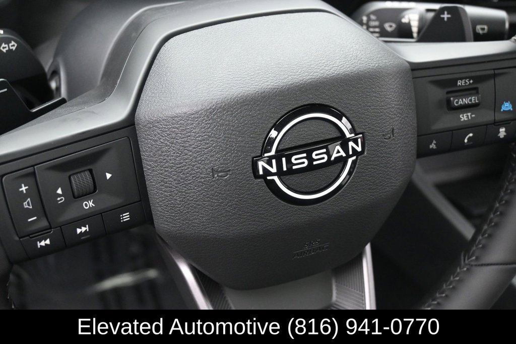 Used 2026 Nissan Rogue Dark Armor AWD/4WD image 13