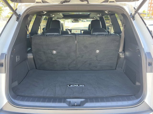 Used 2026 Lexus TX 350 AWD w/ Technology Package image 23