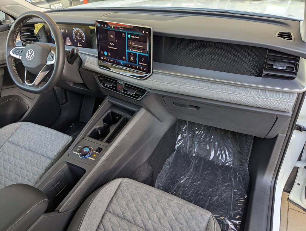 Certified 2025 Volkswagen Tiguan S FWD image 21