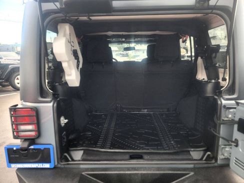 Used 2014 Jeep Wrangler Unlimited Sport w/ Quick Order Package 24S AWD/4WD image 20