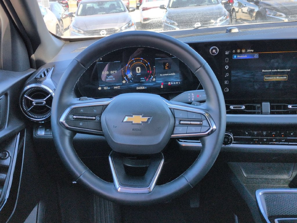 Used 2026 Chevrolet Equinox LT AWD/4WD image 19